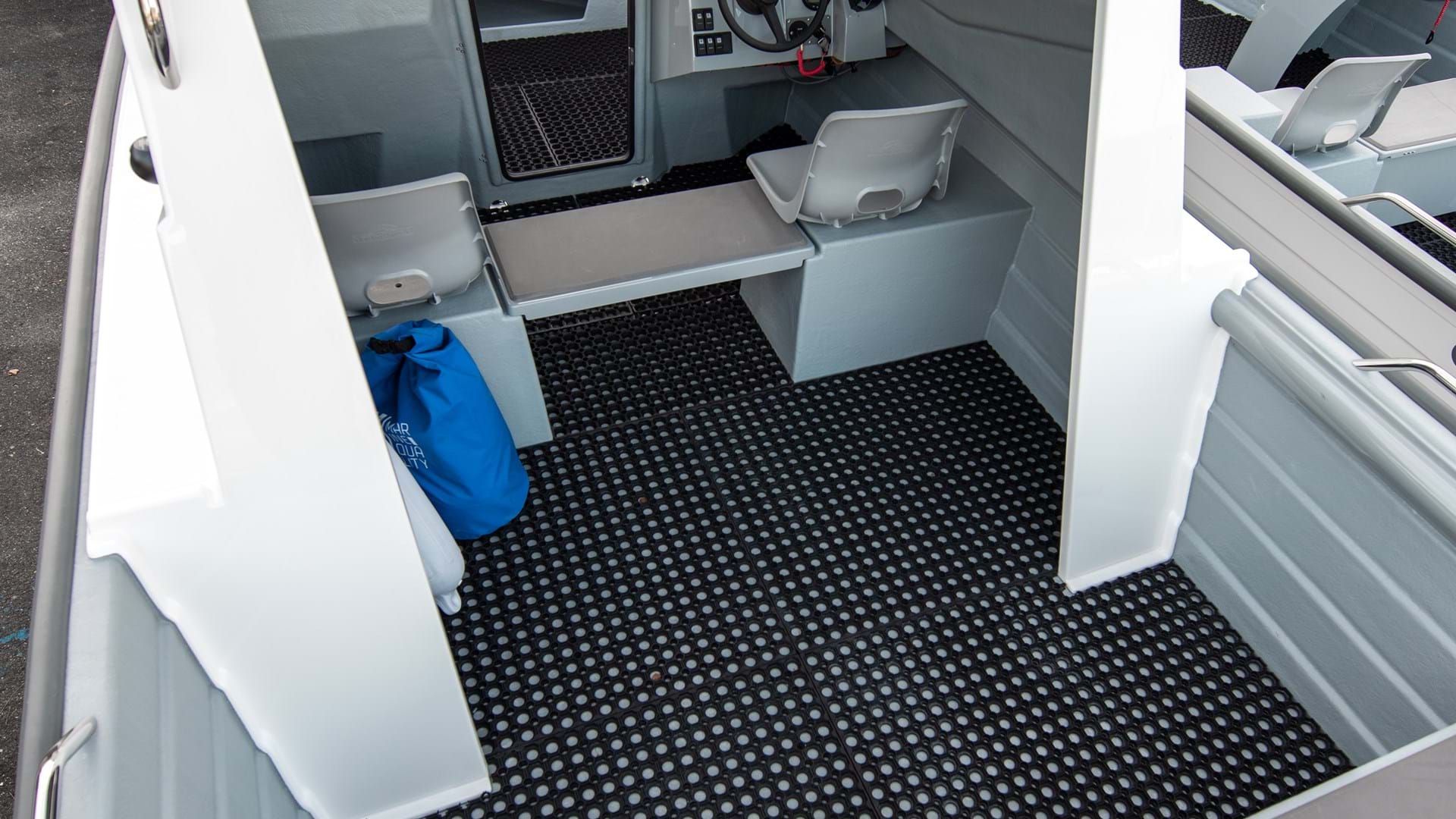 Sting 600 Pri HT Details Cockpit